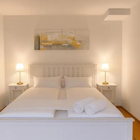 Four Seasons Getaway