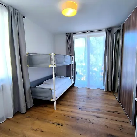 Four Seasons Getaway Apartamento *